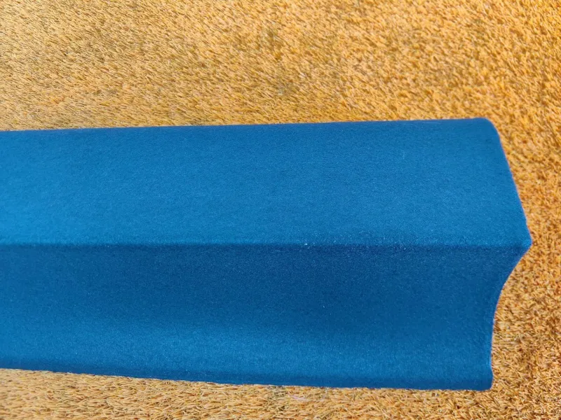 Обшивка багажника