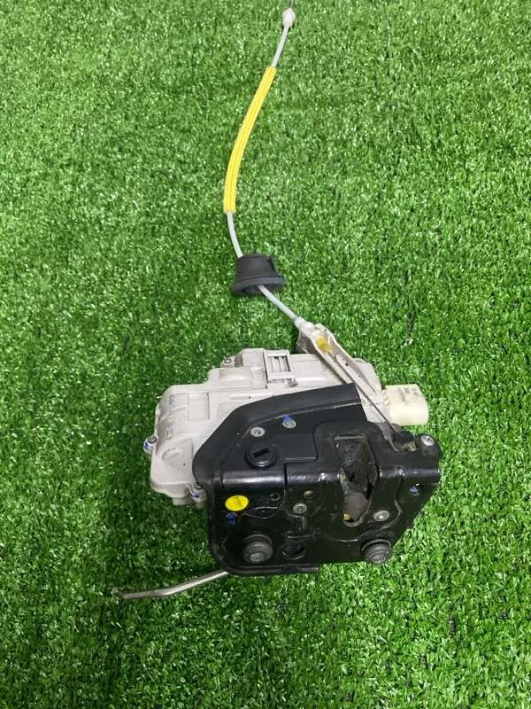 Замок двери