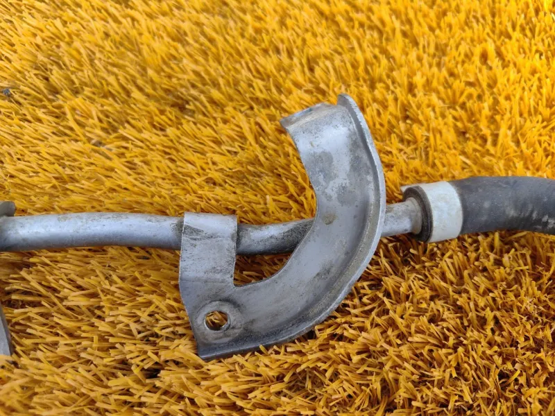 Трубка системы охлаждения