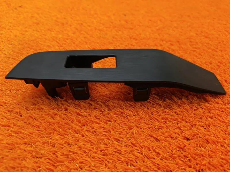 Молдинг двери