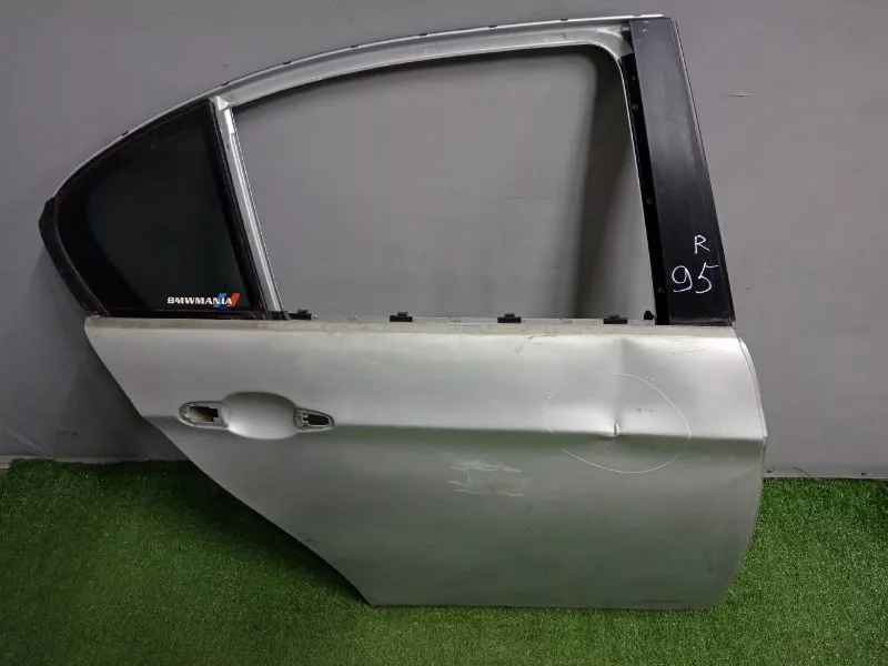 Дверь BMW 3-Series 2006 41007203648 E90, задняя правая