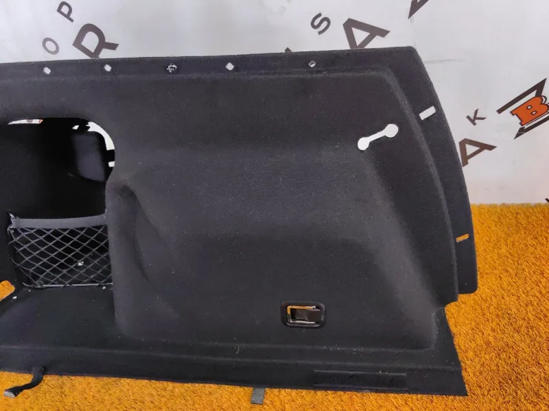 Обшивка багажника