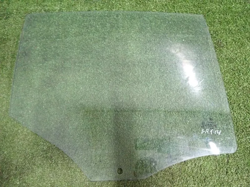 Стекло двери BMW 1-Series 2005 51357067794 E87, заднее правое