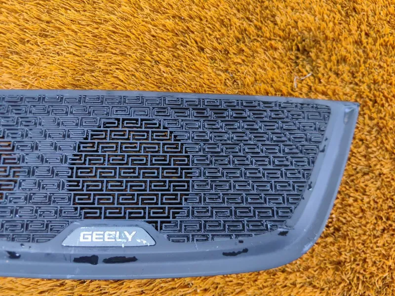 Накладка торпедо