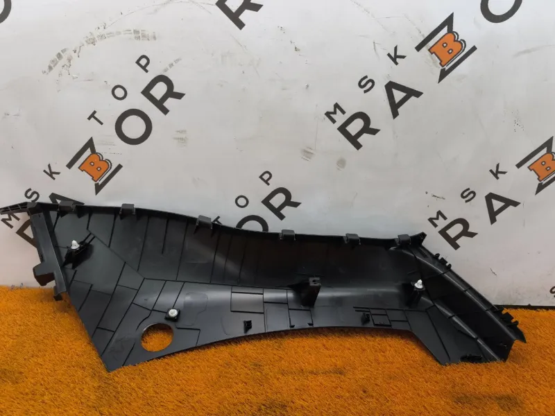 Накладка на стойку кузова