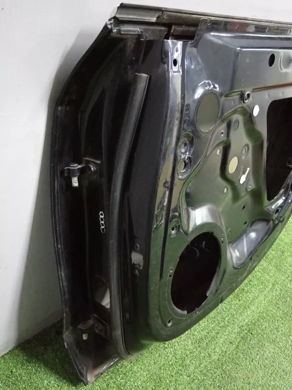 Дверь Audi A5 2010 8T8833052D 8T, задняя правая