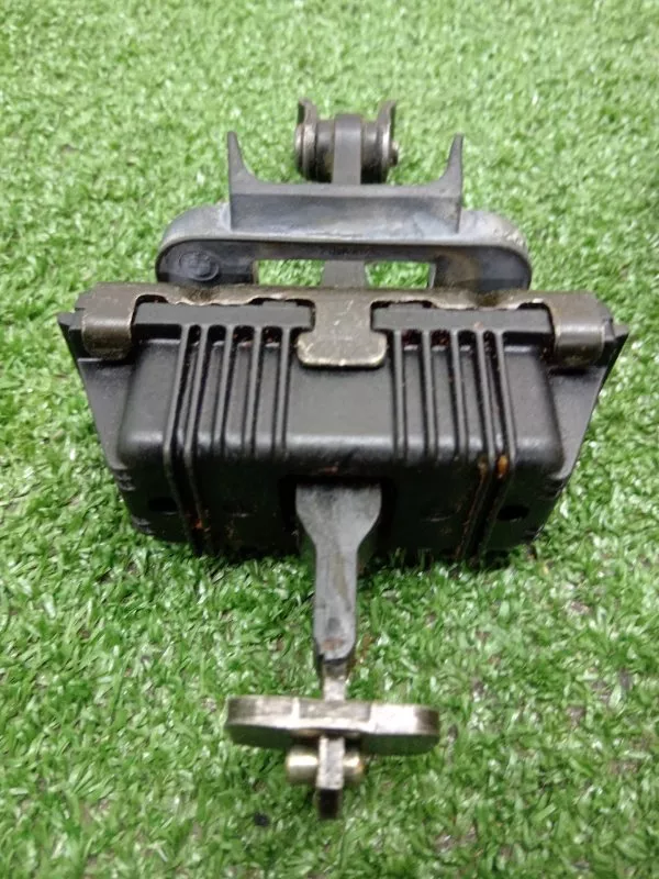 Ограничитель двери