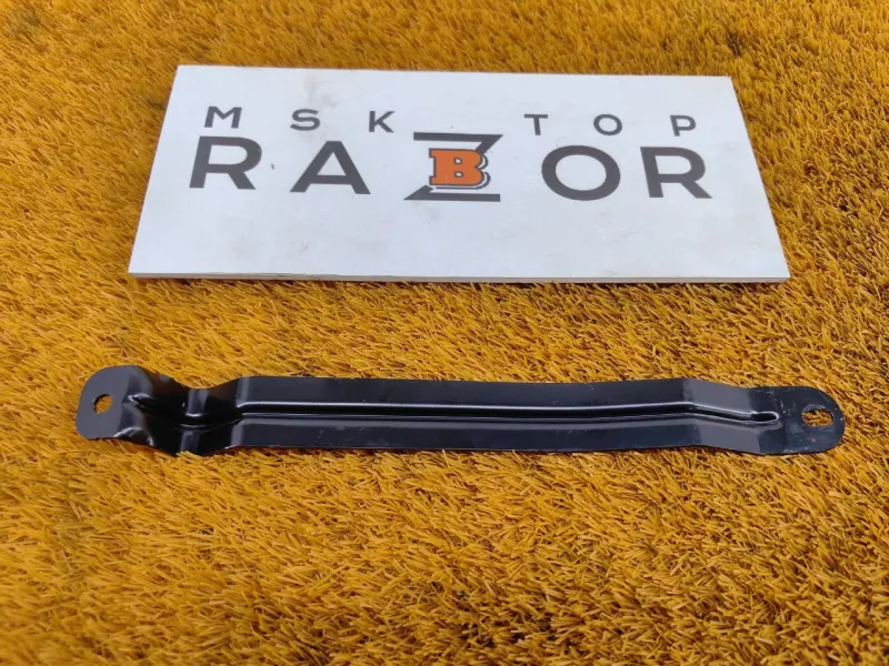 Крепление аккумулятора