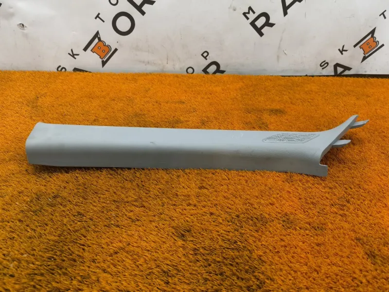 Накладка на стойку кузова