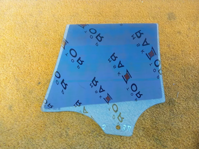 Стекло двери