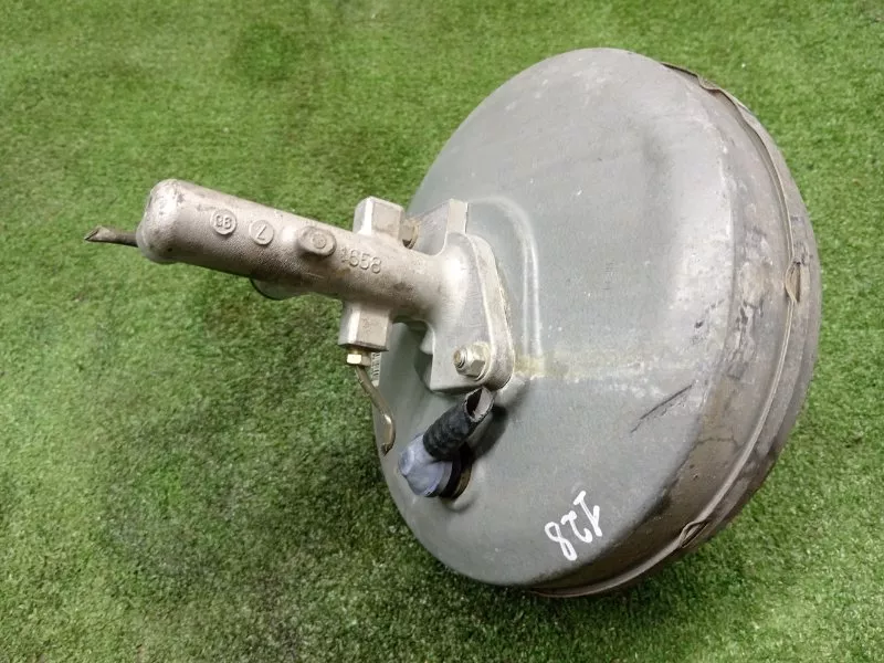 Главный тормозной цилиндр