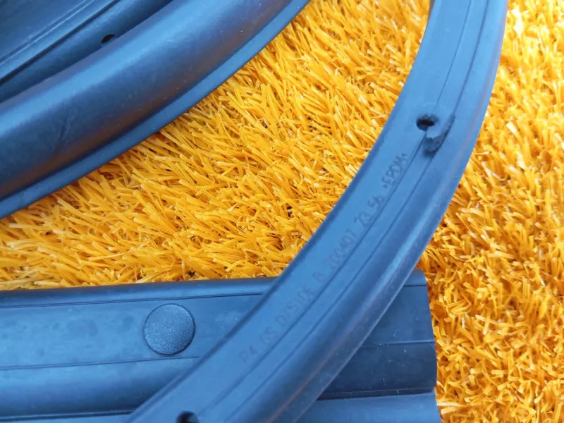 Уплотнитель двери