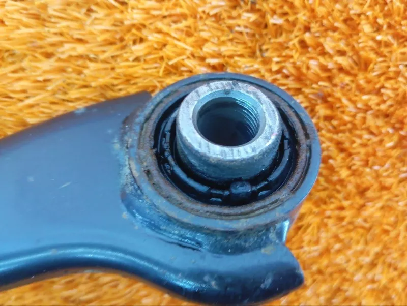 Рычаг подвески