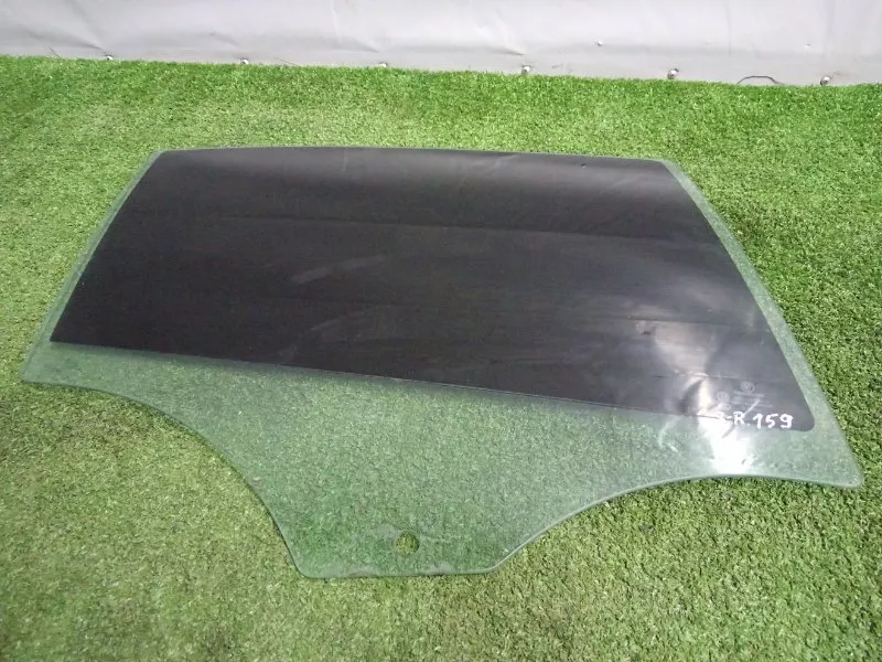 Стекло двери BMW 3-Series 2007 51347119978 E90, заднее правое