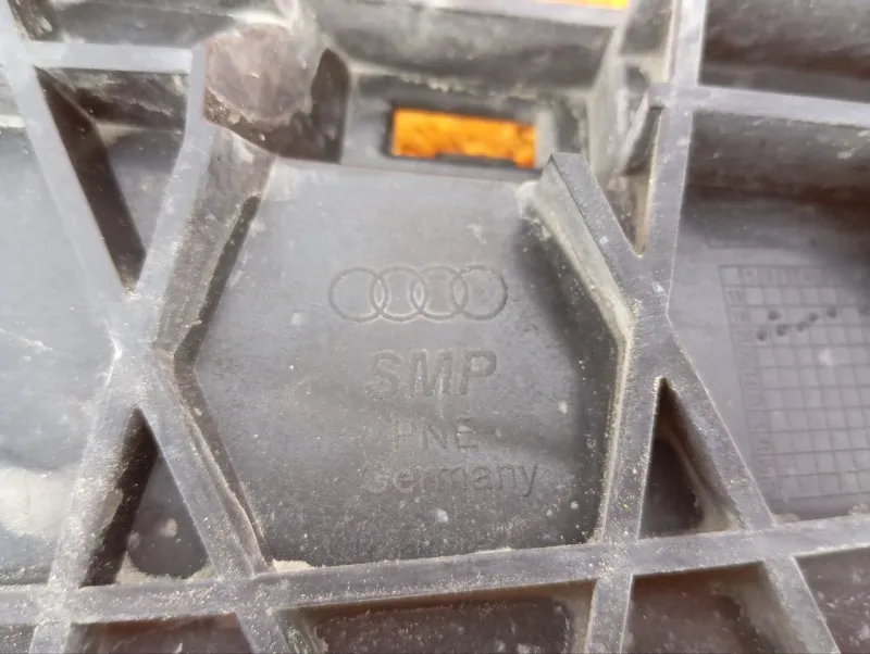 Кронштейн бампера