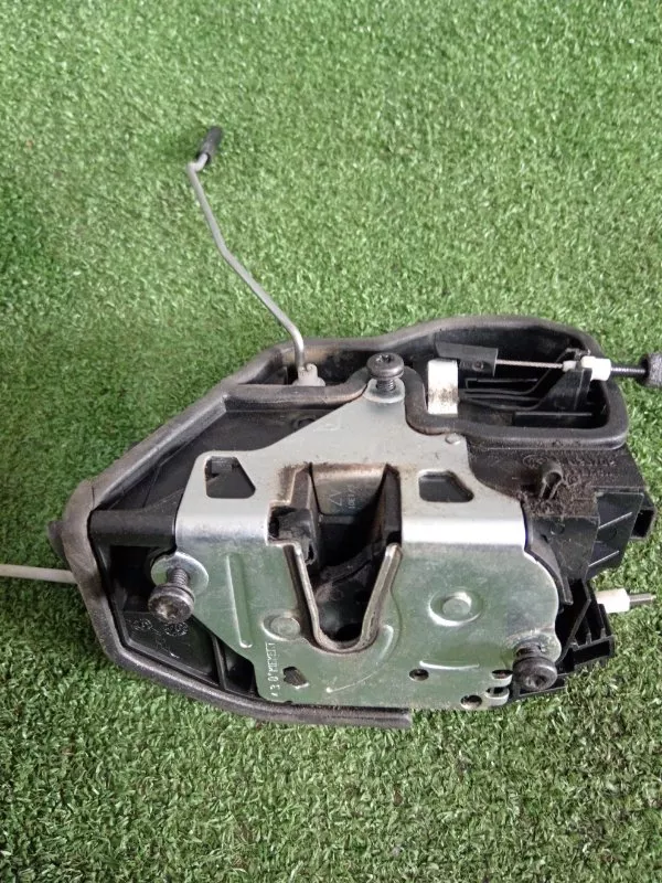 Замок двери