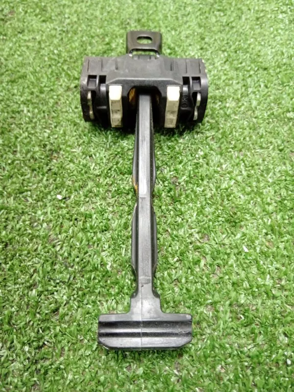 Ограничитель двери BMW 5-Series 2011 51227185637 F10, задний левый