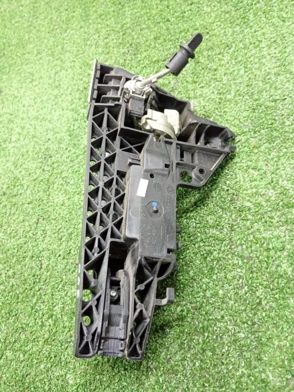 Ручка двери наружняя