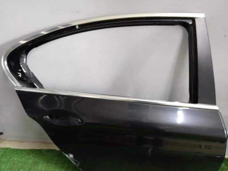 Дверь BMW 5-Series 2011 41007206114 F10, задняя правая