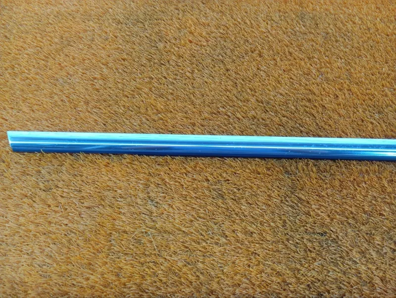 Молдинг стекла