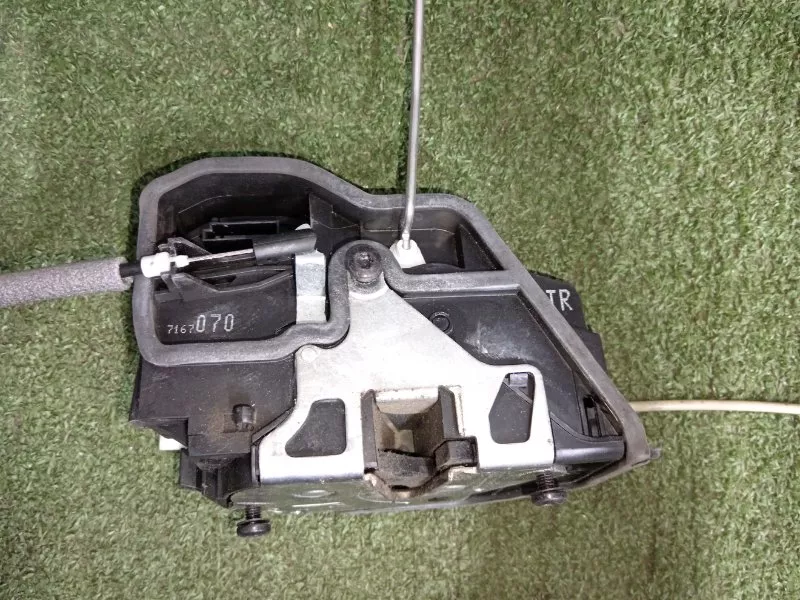 Замок двери