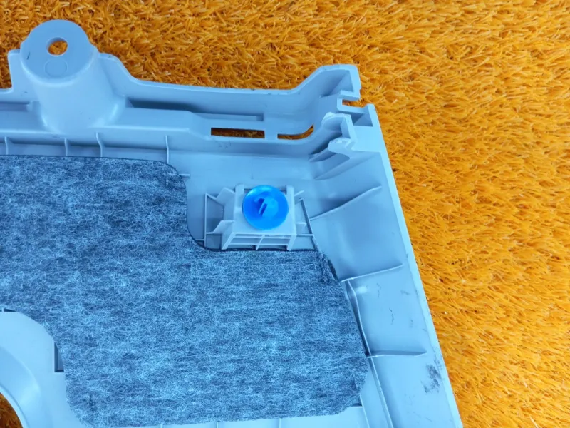 Накладка на стойку кузова