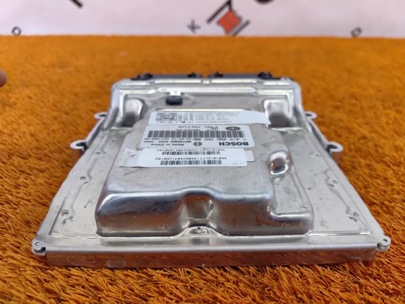 Блок управления двигателем