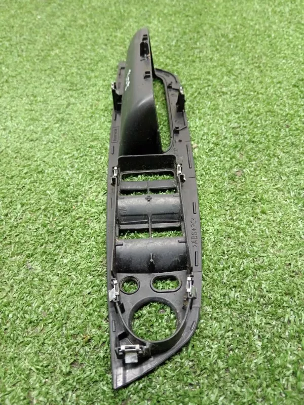 Накладка двери BMW X5 2007 51416975777 E70, передняя левая