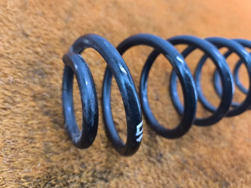 Пружина подвески