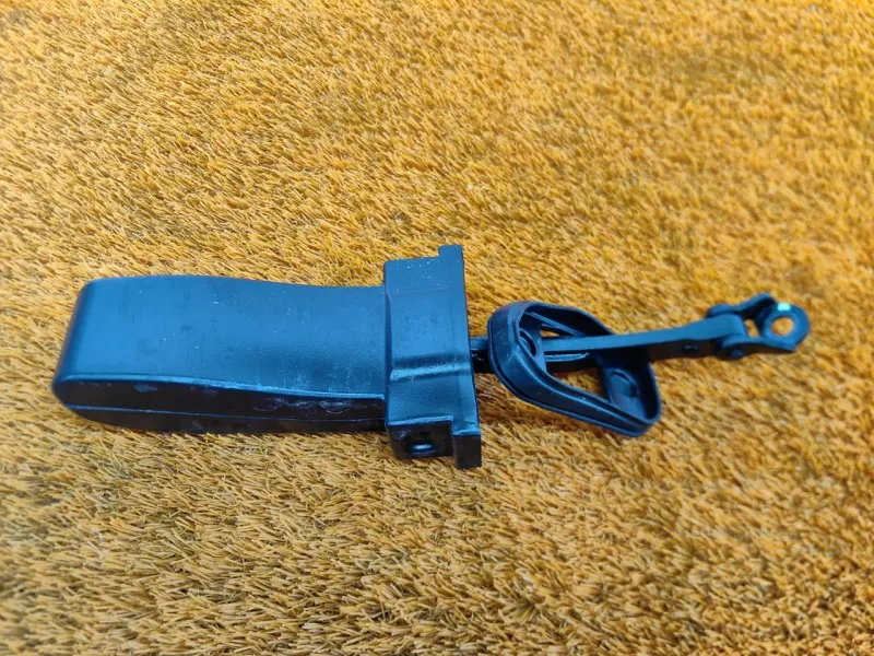 Ограничитель двери