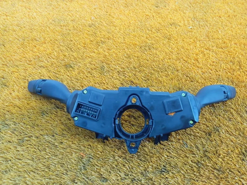 Переключатель подрулевой