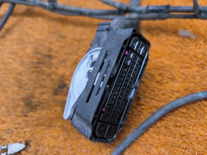 Проводка подкапотная