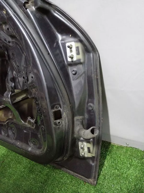 Дверь BMW 3-Series 2005 41007203643 E90, передняя левая