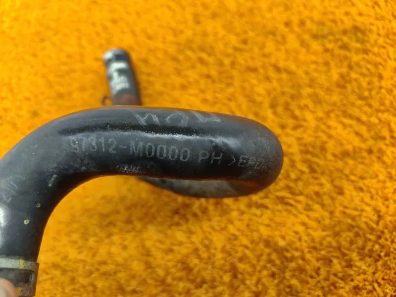 Патрубок отопителя