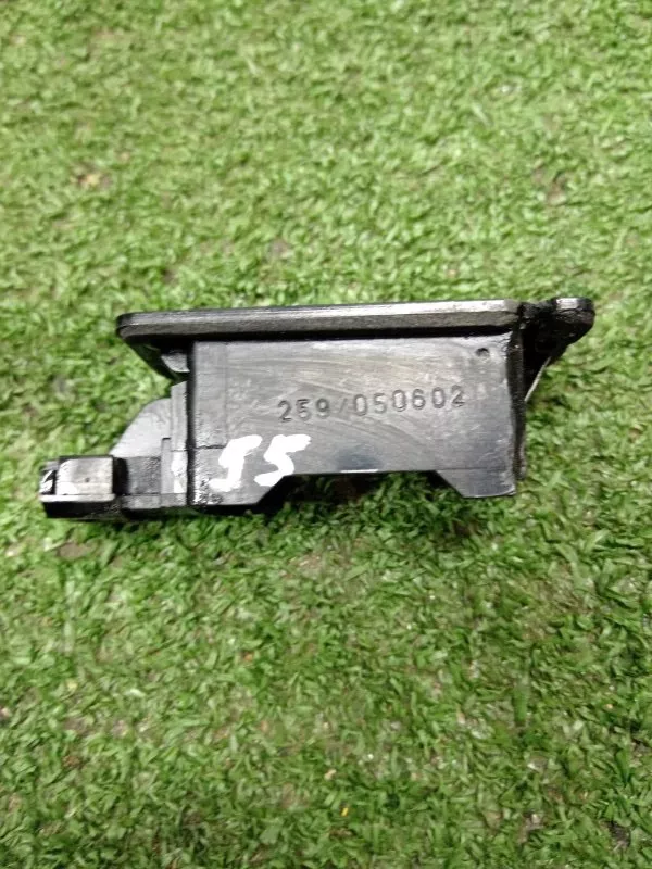 Фонарь подсветки номера