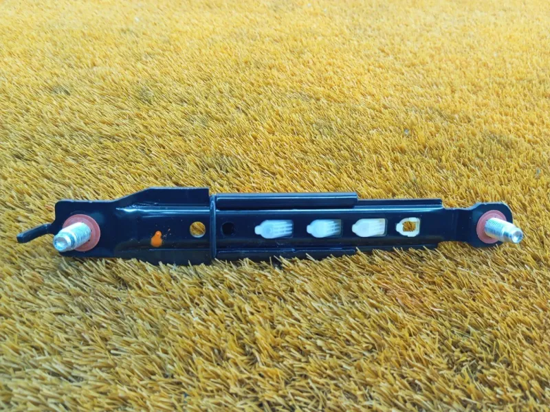 Механизм регулировки ремня безопасности