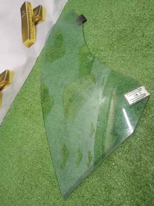 Стекло двери BMW 6-Series 2005 51337009710 E63/E64, переднее правое