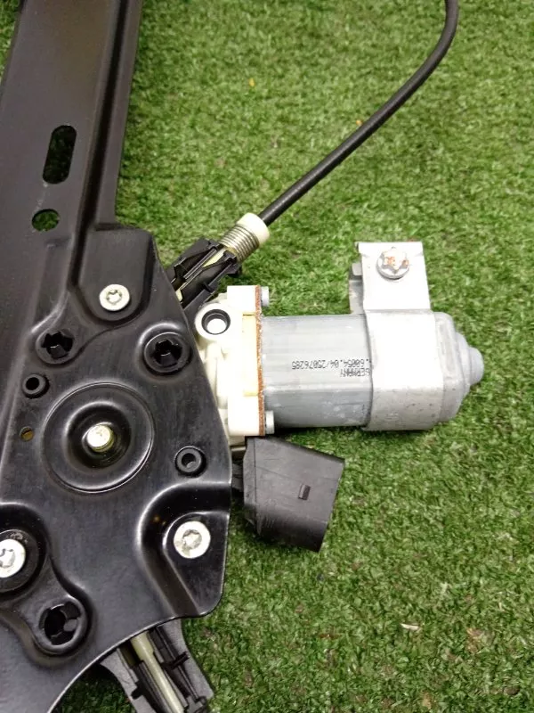 Стеклоподъемник BMW 5-Series 2006 7034351 E60/E61, передний левый