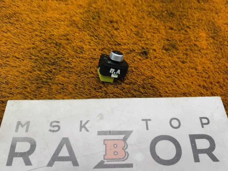 Блок управления зеркалами