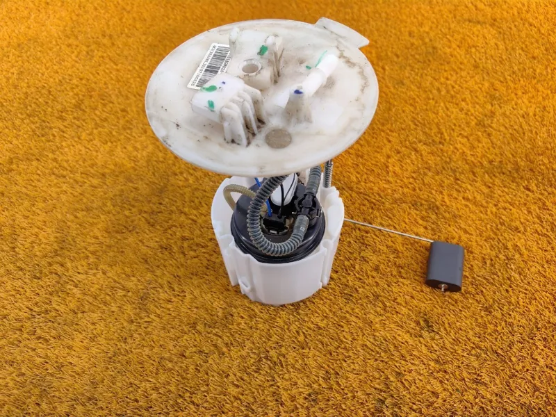 Бензонасос