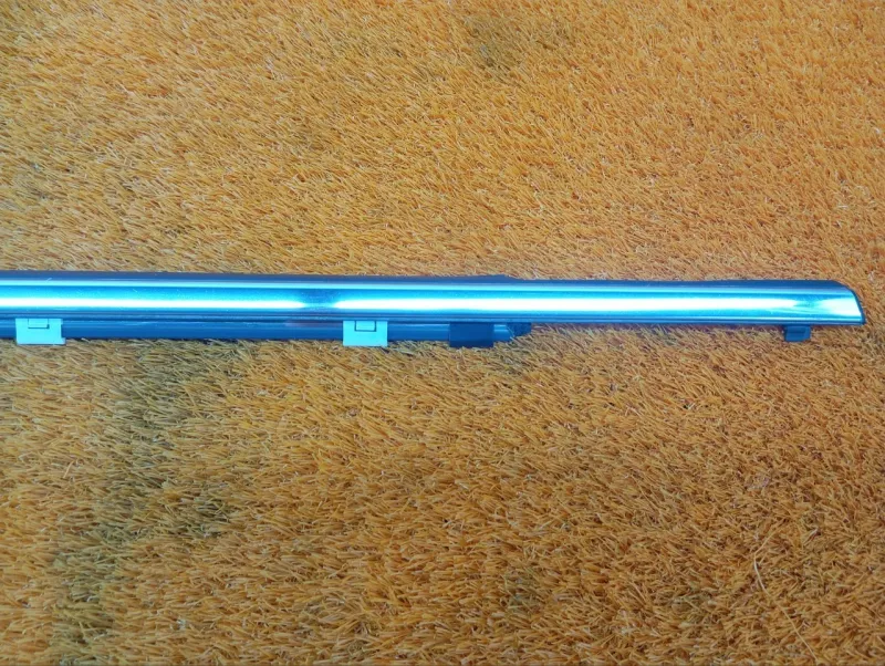 Молдинг стекла