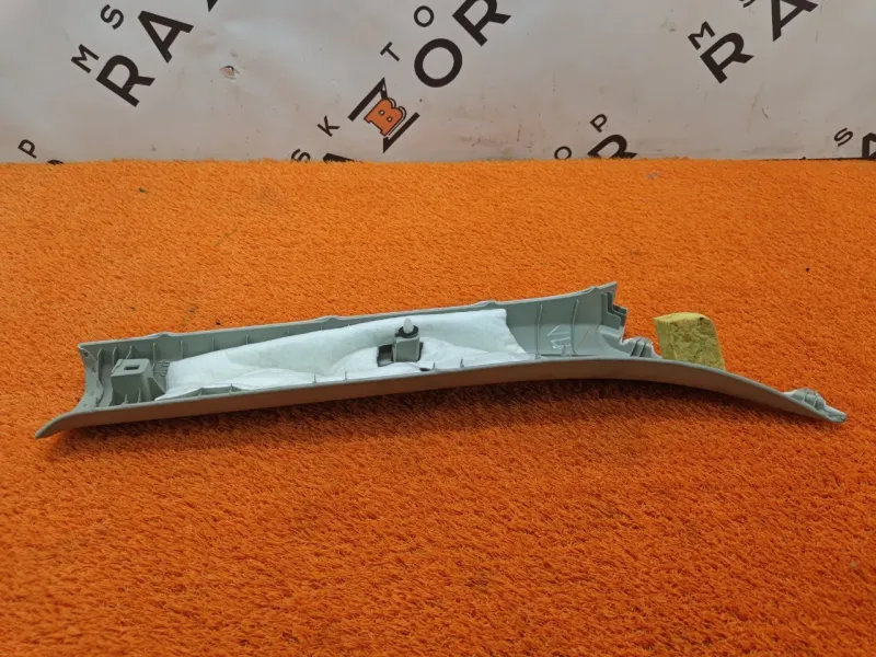 Накладка на стойку кузова