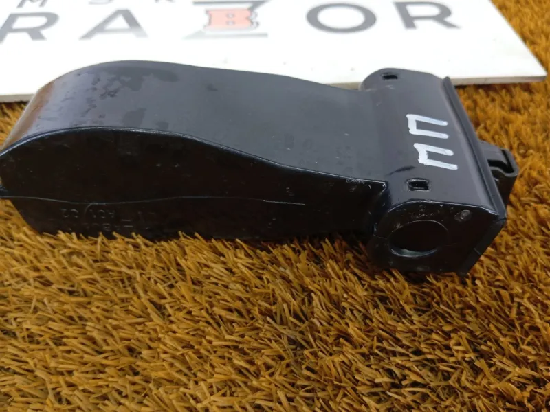 Ограничитель двери