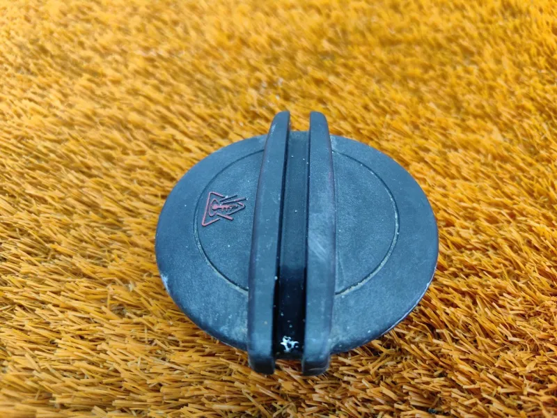 Крышка расширительного бачка