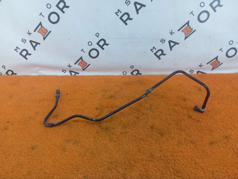 Трубка топливная