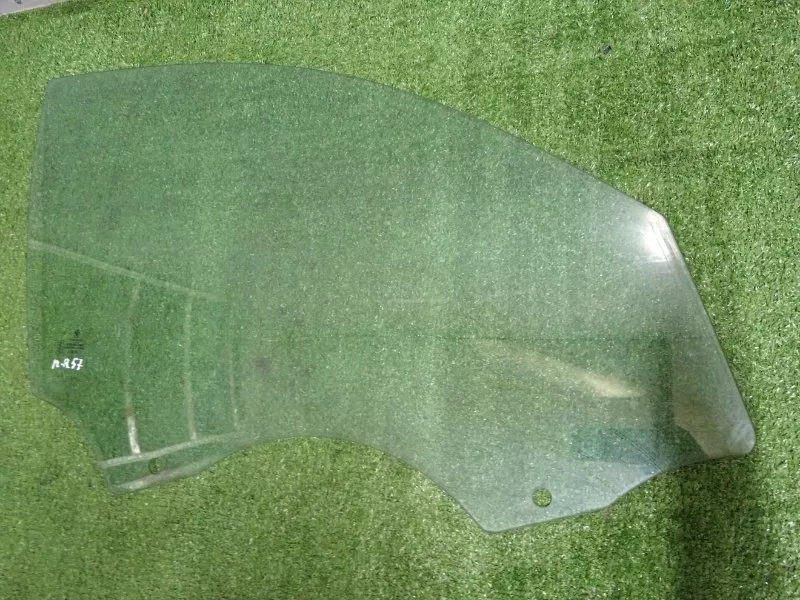 Стекло двери BMW 3-Series 2007 51337060264 E90, переднее правое