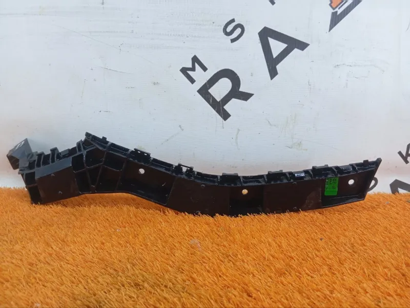 Кронштейн бампера