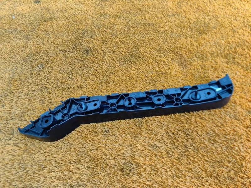 Кронштейн бампера