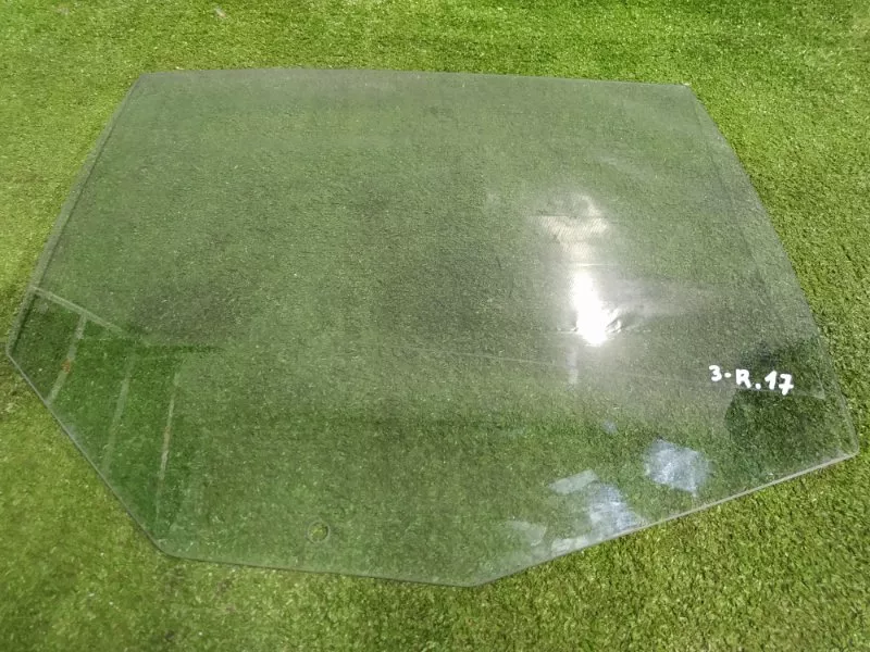 Стекло двери BMW 5-Series 2008 51357110636 E60, заднее правое