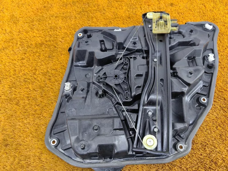 Стеклоподъемник